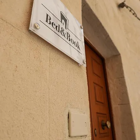 Bed&book * Matera